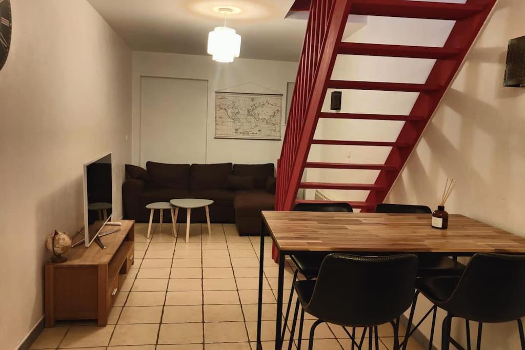 Charmante Maison De Ville Болбек Екстериор снимка
